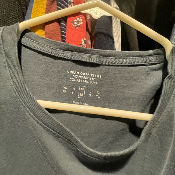 Urban Outfitters Men’s Shirt - Picture 4 of 4